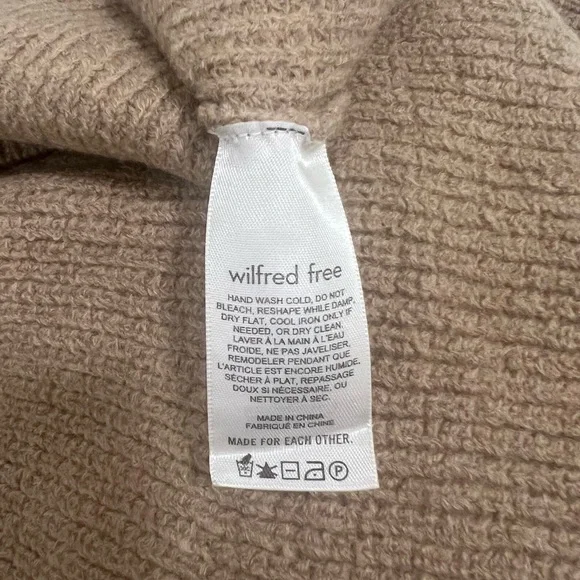 Aritzia’s Wilfred Merino Wool Cree Neck Sweater. Size Medium. Camel Color. - Picture 4 of 6